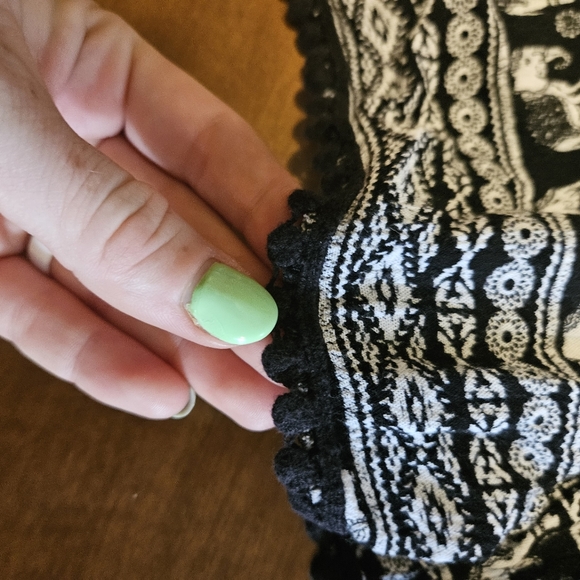 No Boundries Elephant shorts size medium 7-9 - Picture 10 of 16